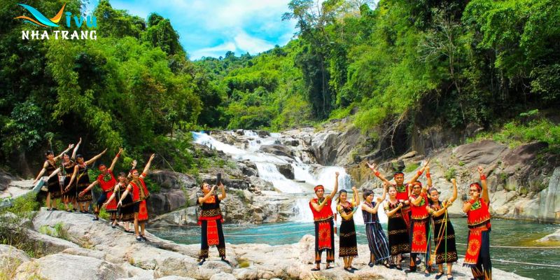 Cảnh quan thiên nhiên tại Yang Bay