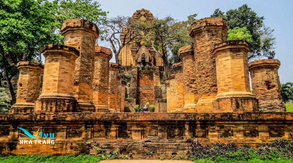 Tháp bà ponagar